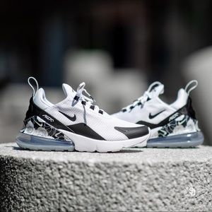 Nike Air Max 270 Sneaker 5.5M